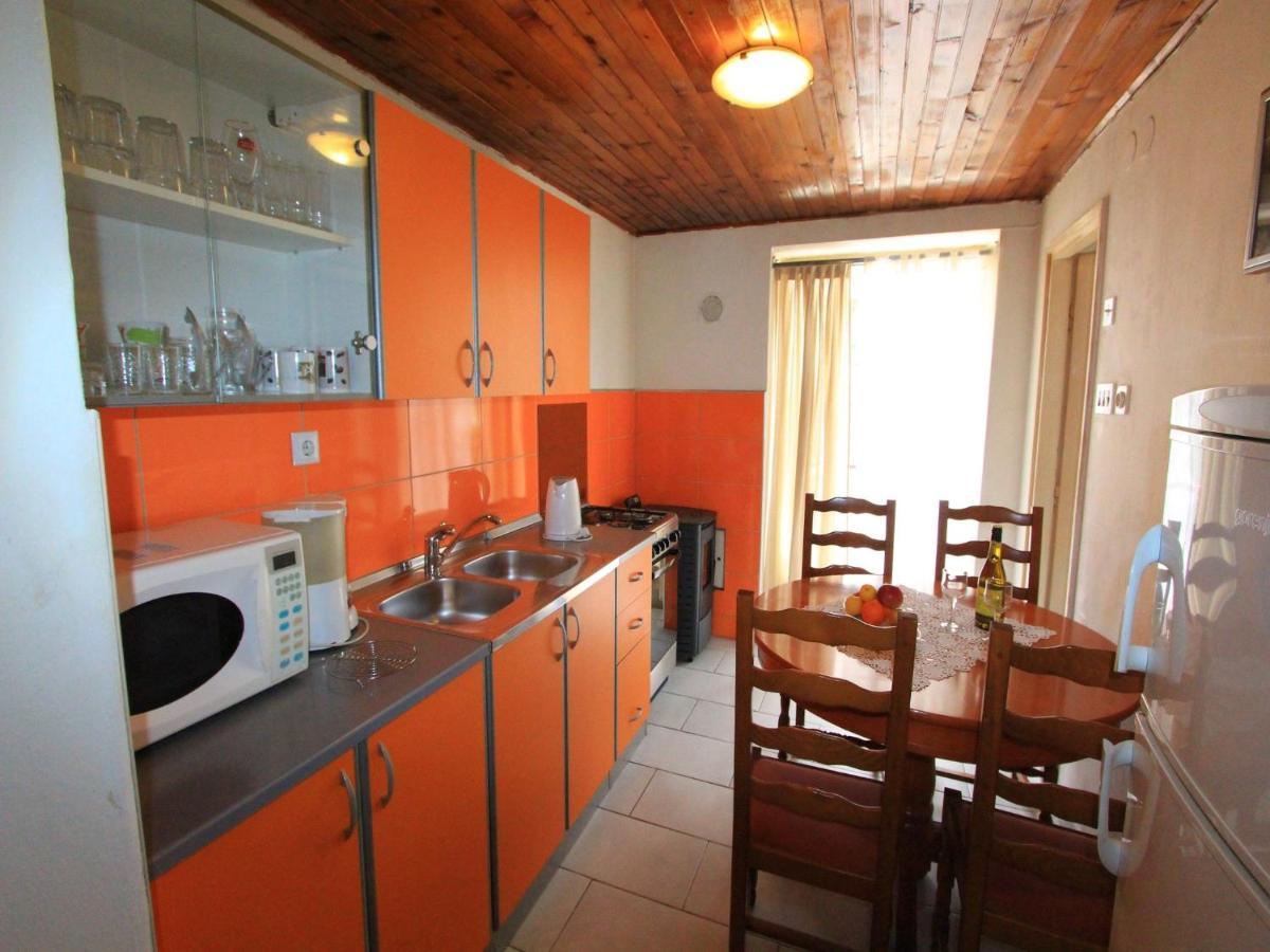 Apartment Tamarut Цриквеница Экстерьер фото