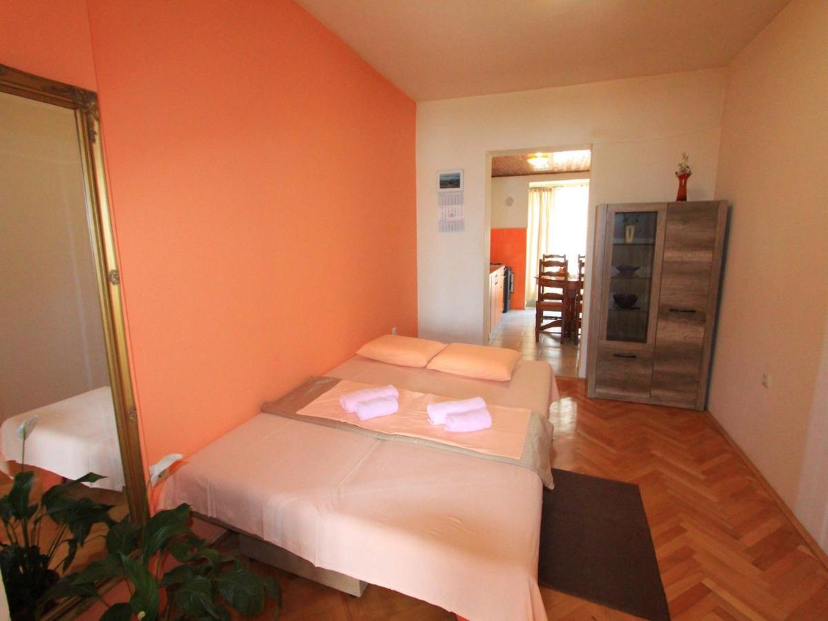 Apartment Tamarut Цриквеница Экстерьер фото